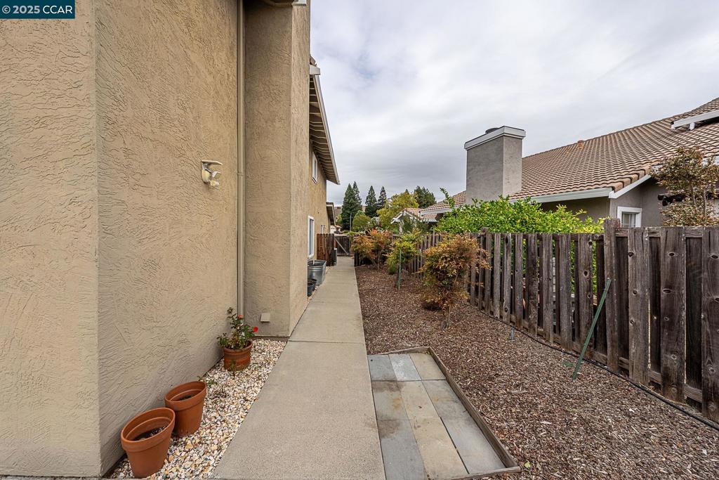 CANYON CREST - Residential