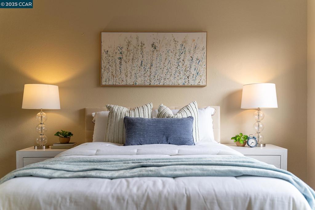 CANYON CREST - Residential