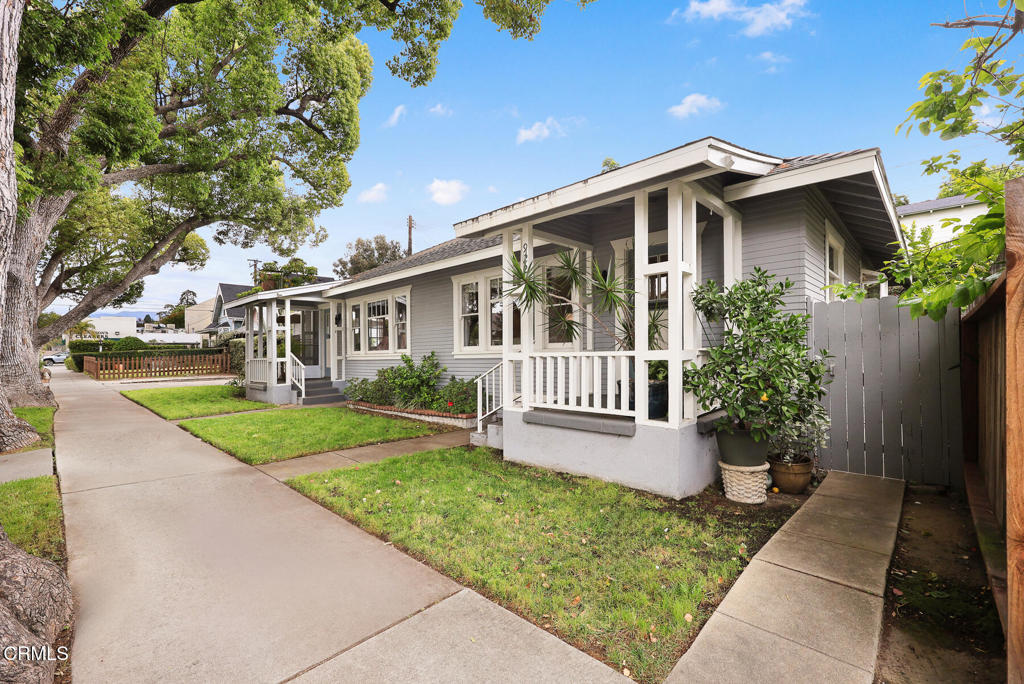 920 Adelaine Avenue
