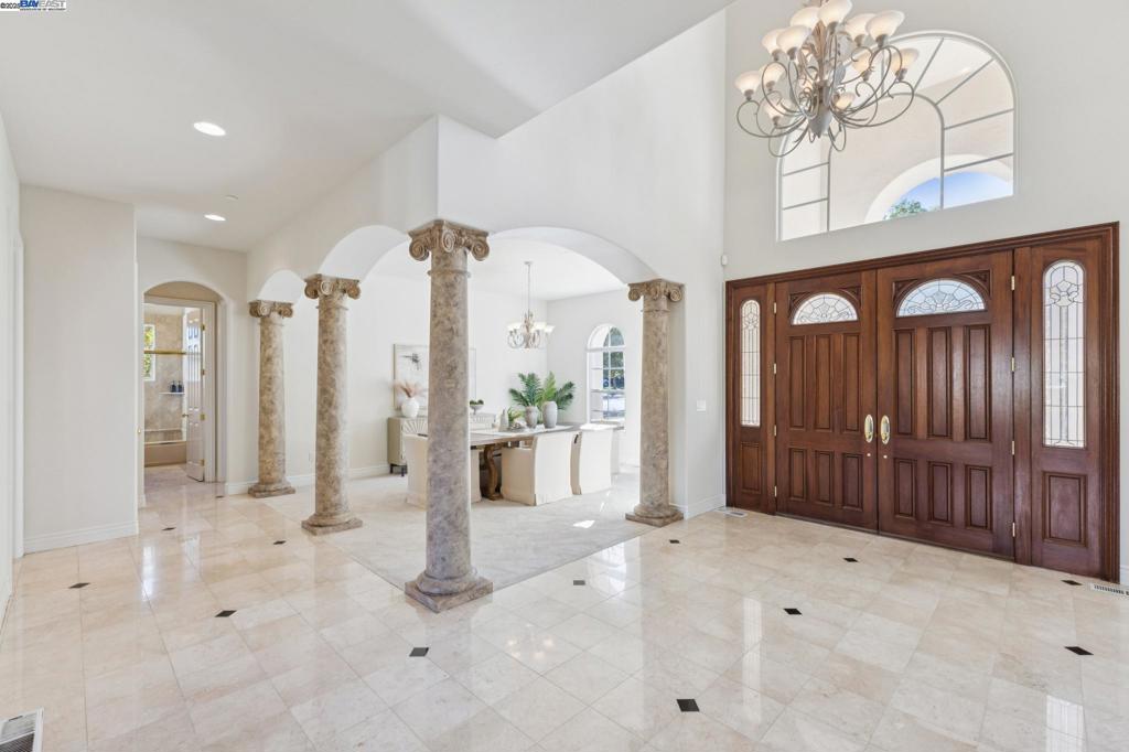 RUBY HILL - Residential