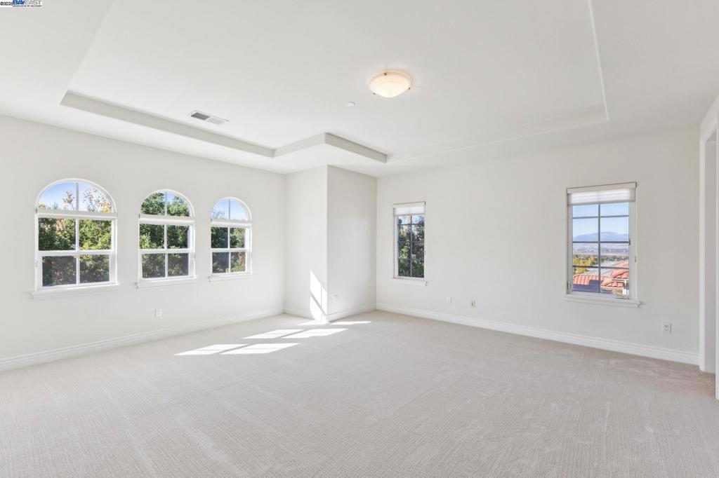 RUBY HILL - Residential