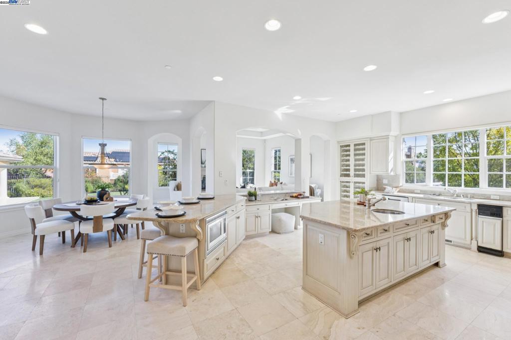 RUBY HILL - Residential