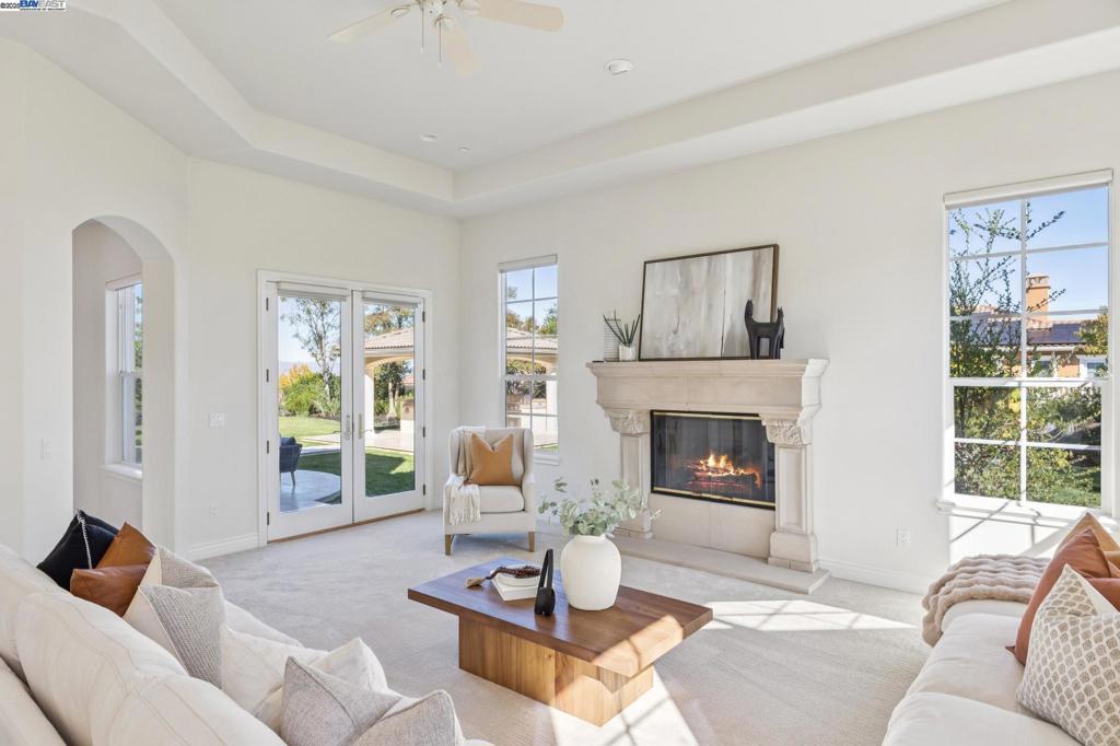 RUBY HILL - Residential