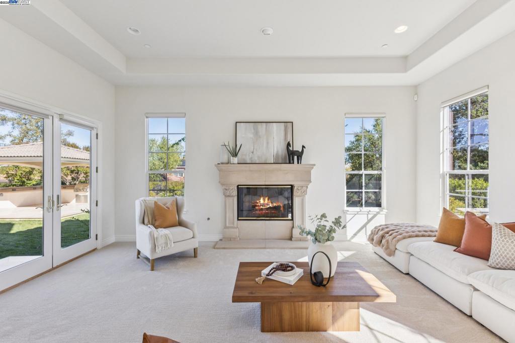 RUBY HILL - Residential