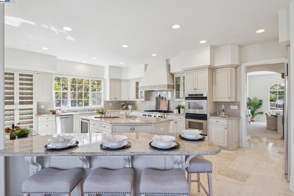 RUBY HILL - Residential