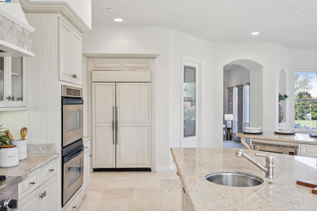 RUBY HILL - Residential