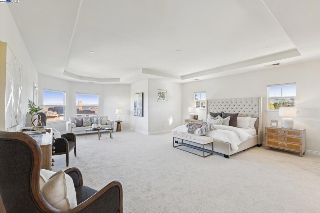 RUBY HILL - Residential