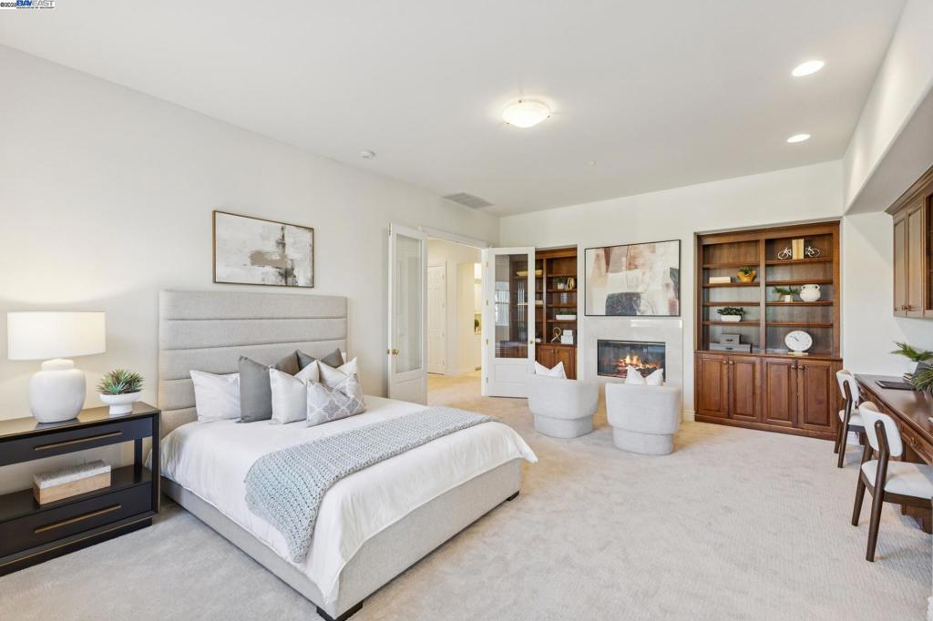 RUBY HILL - Residential