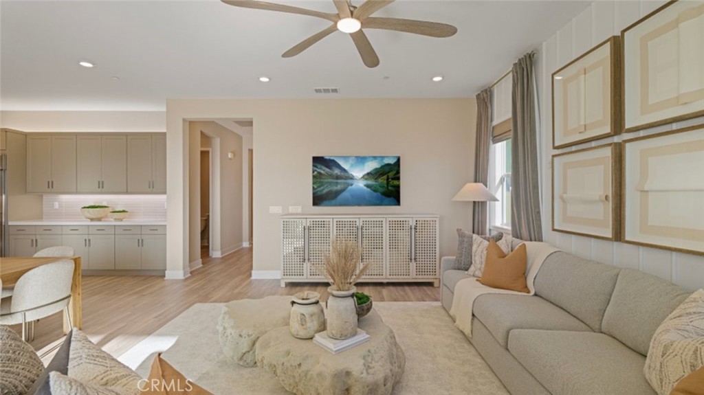 Estrada at Tesoro Highlands - Residential