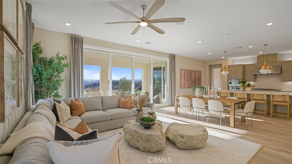 Estrada at Tesoro Highlands - Residential