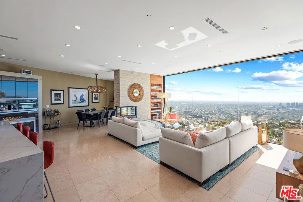 Photo of 8800 Appian Way, Los Angeles, CA 90046 (MLS # 25605933)