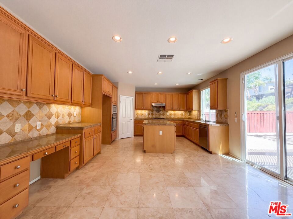 17780 Sweetgum Lane