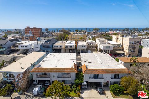 1921 Canal Street Venice CA 90291