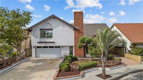 Photo of 5437 Vista Fortuna, Cypress, CA 90630 (MLS # SR26187810)