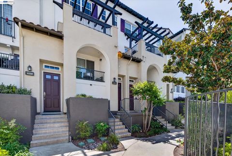 Photo of 4252 Clarinbridge Cir CIR, Dublin, CA 94568 (MLS # 41134306)