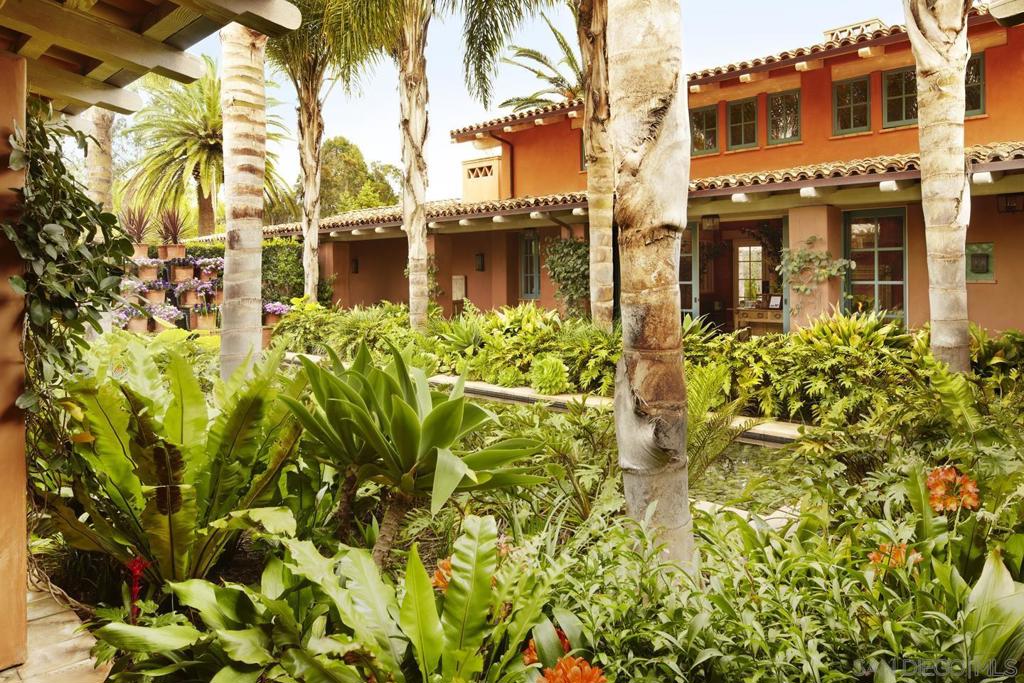 Rancho Santa Fe - Residential