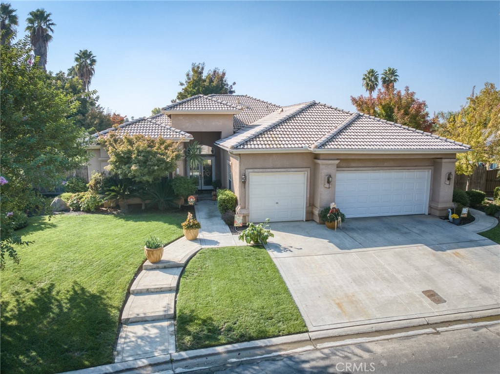 7360 Edgewater Street