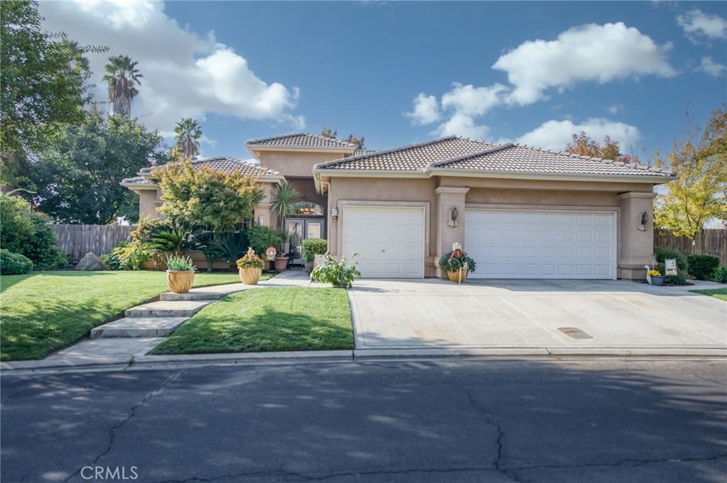 7360 Edgewater Street