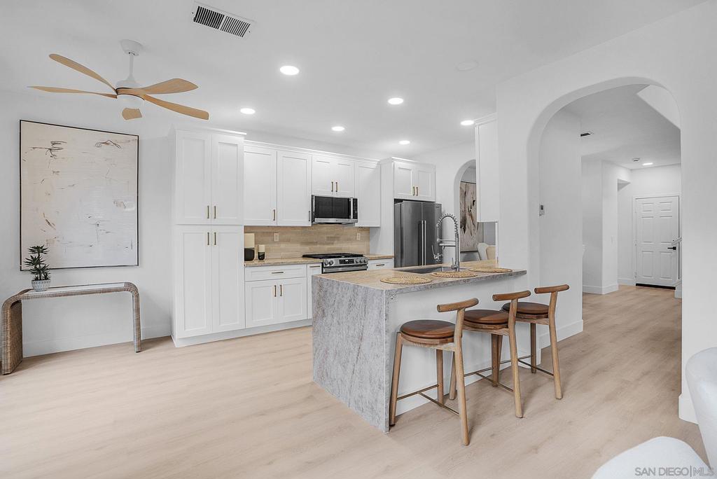 12997 Caminito Bautizo 41