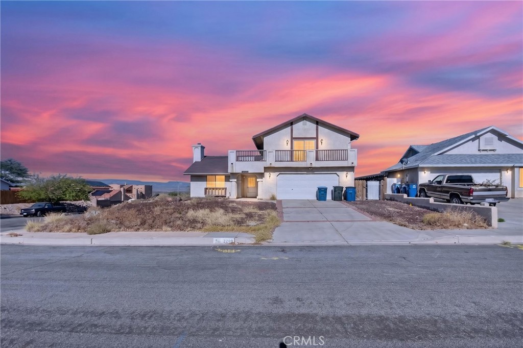 2209 Casa Linda