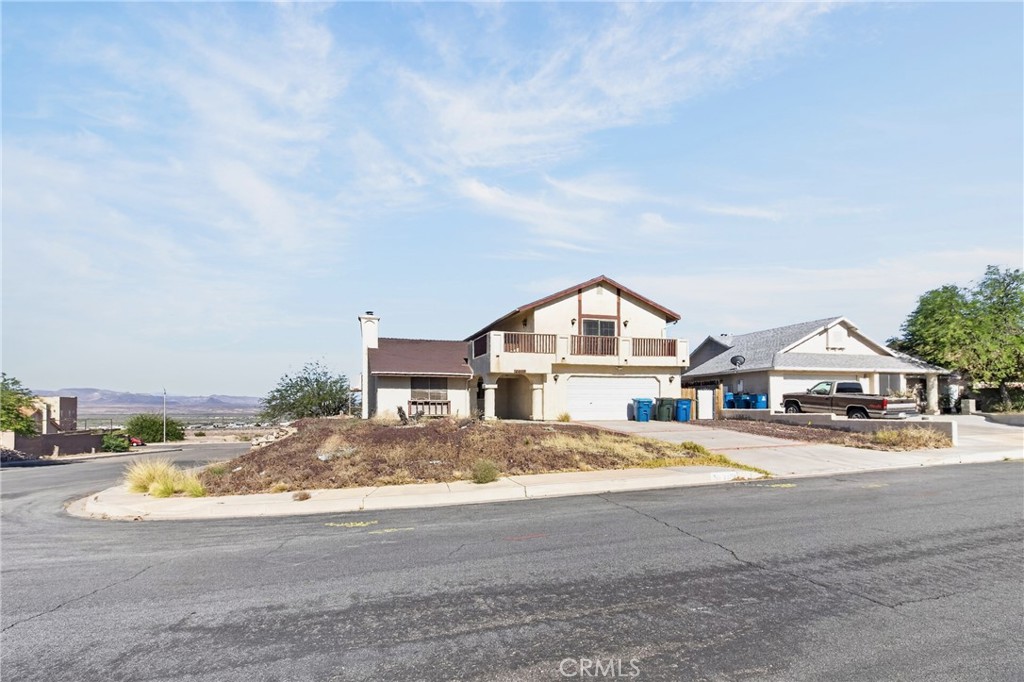 2209 Casa Linda