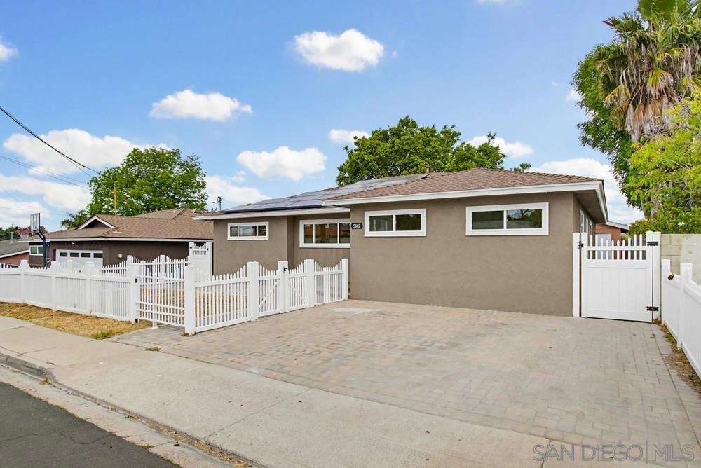 5882 Adams Ave