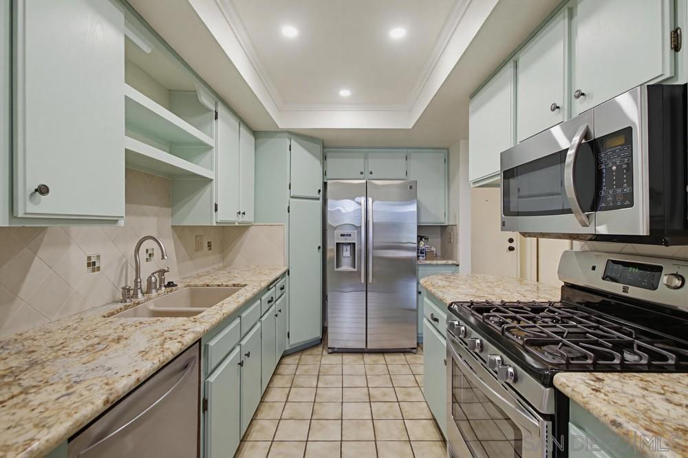 13221 Westmark 28