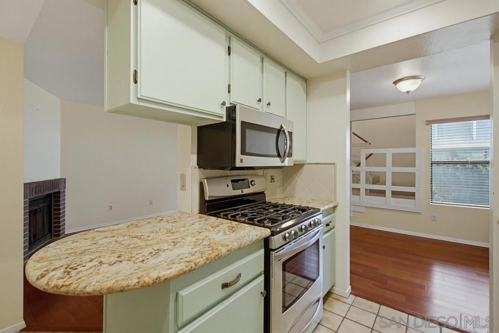 13221 Westmark 28