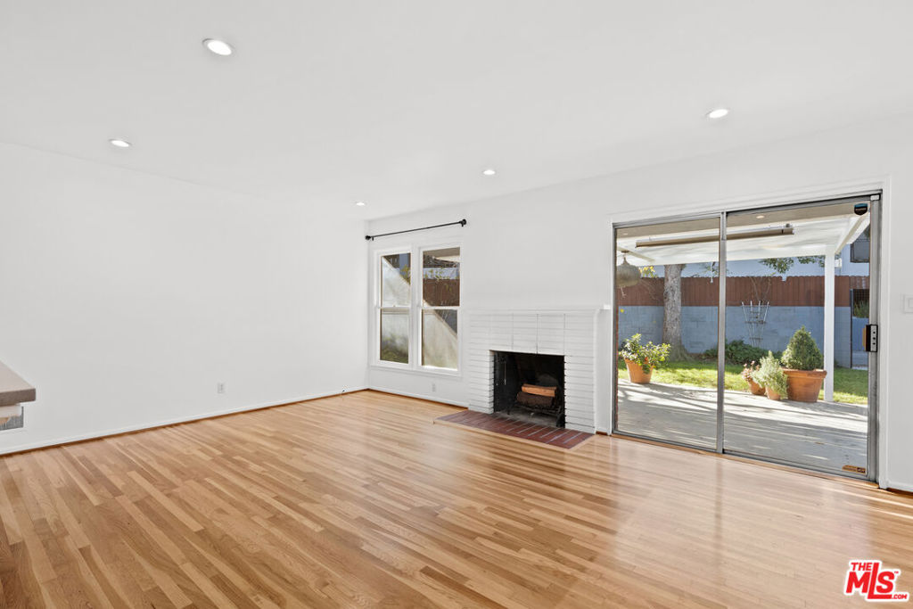 12730 La Maida Street