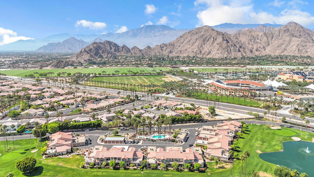 Palm Royale - Residential