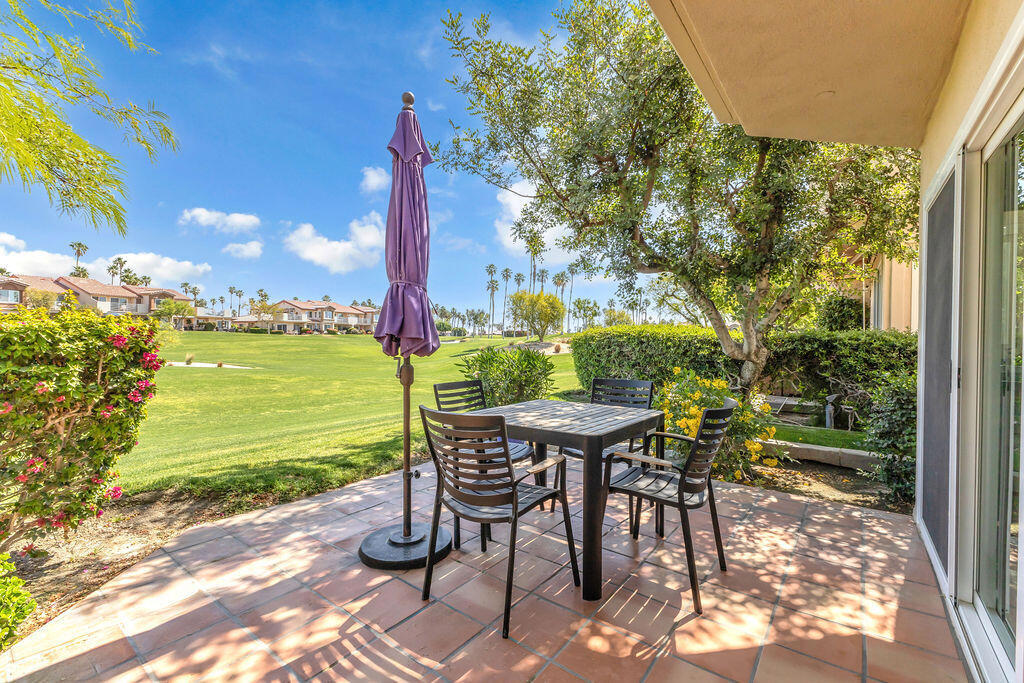 Palm Royale - Residential