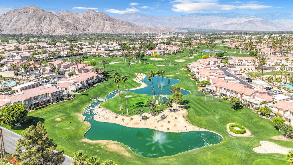 Palm Royale - Residential