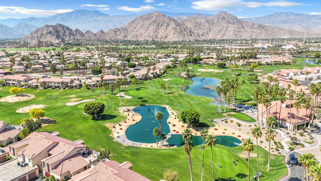 Palm Royale - Residential