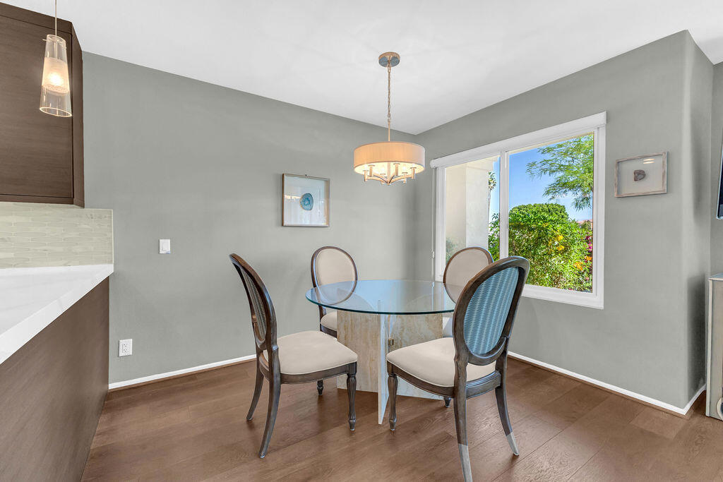 Palm Royale - Residential