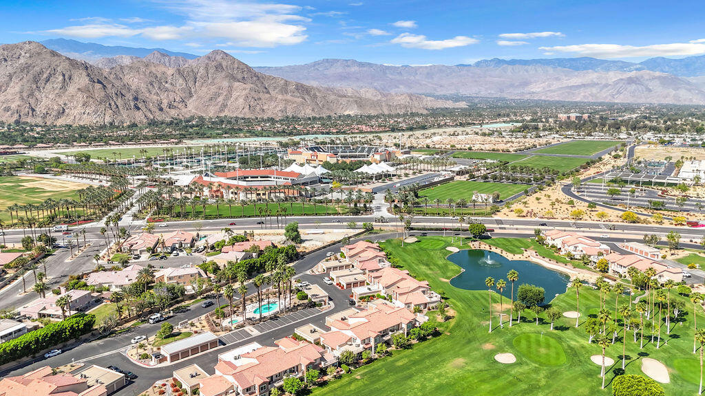 Palm Royale - Residential