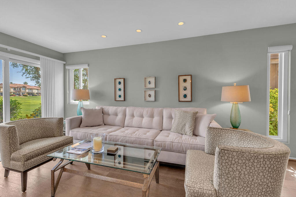 Palm Royale - Residential