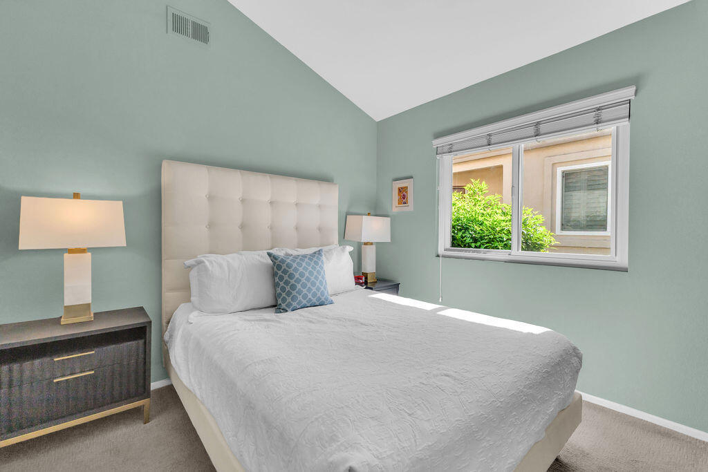 Palm Royale - Residential