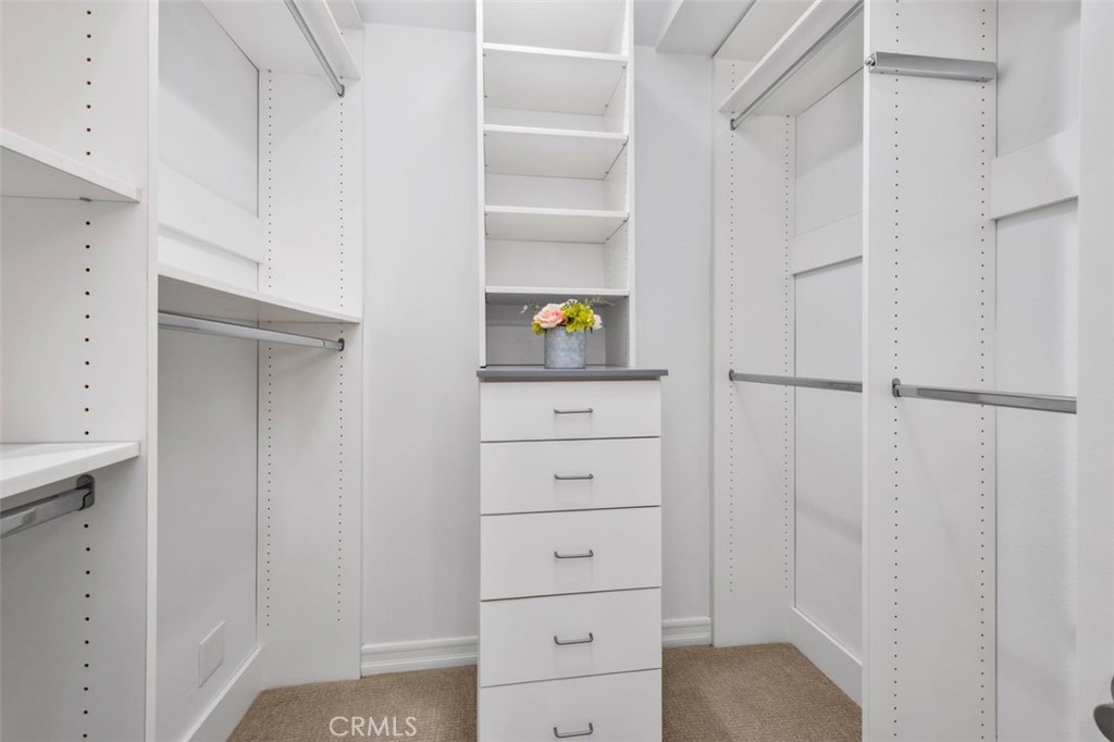 Huntington Seacliff (HSEA) - Residential