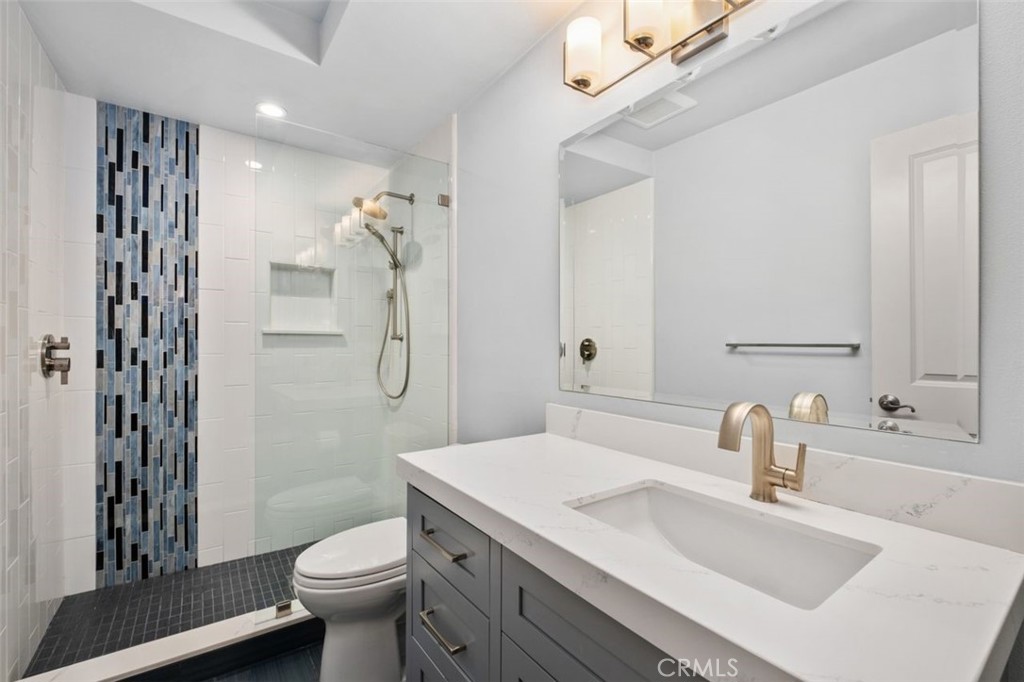 Huntington Seacliff (HSEA) - Residential