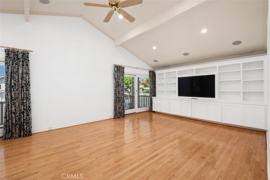 Huntington Seacliff (HSEA) - Residential