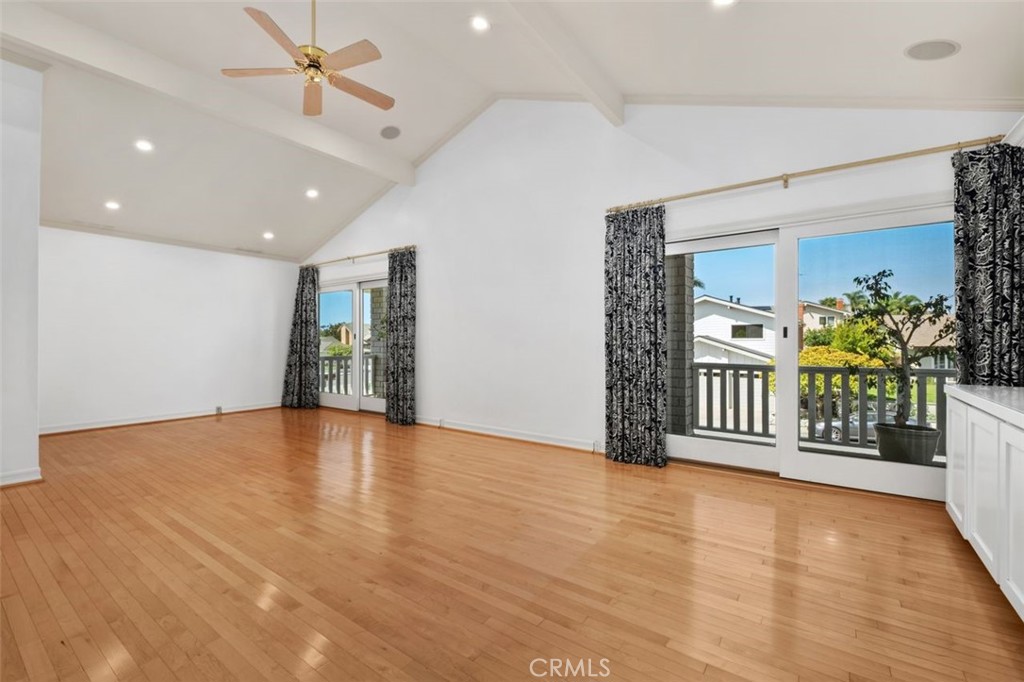 Huntington Seacliff (HSEA) - Residential