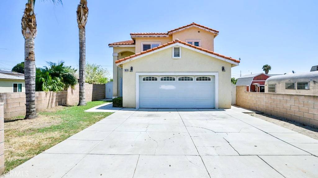 Your Dream Home Awaits in a Tranquil Neighborhood!
Step into this custom-built, two-story home, constructed in 2005, offering a perfect blend of elegance and comfort. From the moment you enter, you'll be captivated by the high ceilings and recessed lighting that create an inviting and spacious atmosphere throughout. This expansive home features 4 bedrooms and 3 bathrooms, thoughtfully designed for modern living. Downstairs, you'll find the convenience of one bedroom and one full bathroom, ideal for guests or multi-generational living. The main level boasts stylish tile flooring, offering durability and a clean aesthetic.The heart of the home, the family room, features a cozy fireplace, perfect for gathering on cool evenings. Prepare culinary delights in the well-appointed kitchen, complete with sleek granite countertops and beautiful wood cabinets. A dedicated individual laundry room downstairs adds to the home's practicality. Ascend the nice staircase to the second floor, where you'll discover the remaining bedrooms, all featuring warm laminate flooring. The beautiful master bedroom suite offers a completed with both a relaxing bathtub and a separate shower. The additional upstairs bedrooms are connected by a convenient Jack & Jill bathroom, perfect for families. A versatile bonus room upstairs provides extra space for a home office, media room, play area or convert to 5th bedroom. Nestled in a quiet neighborhood, this home offers serenity while still being incredibly convenient. You'll be just moments away from shopping centers, a local park, and a golf course. Schools are also nearby, along with easy access to Freeway 71, making commutes a breeze.Don't miss the opportunity to make this exceptional property your new home!