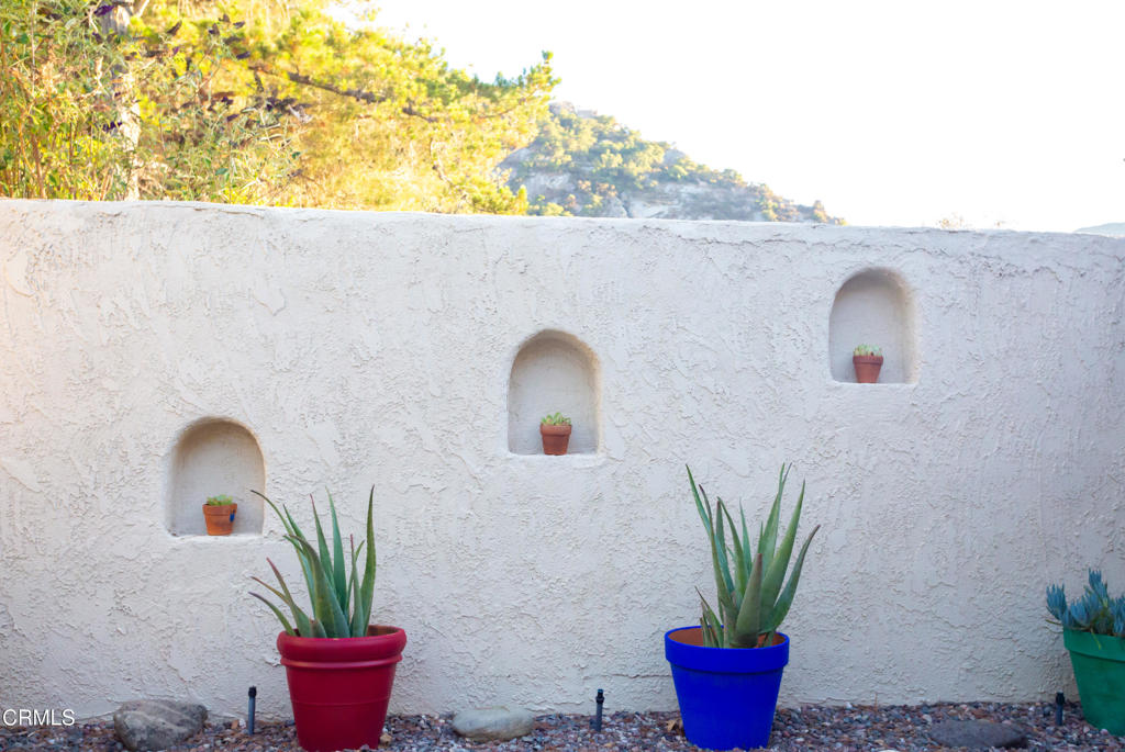 548 Live Oak Circle Drive