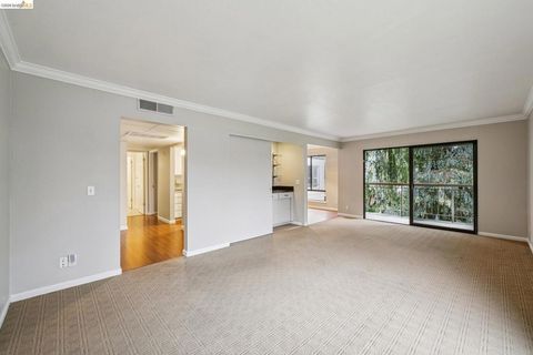 Photo of 300 N Civic Dr Dr #403, Walnut Creek, CA 94596 (MLS # 41124566)