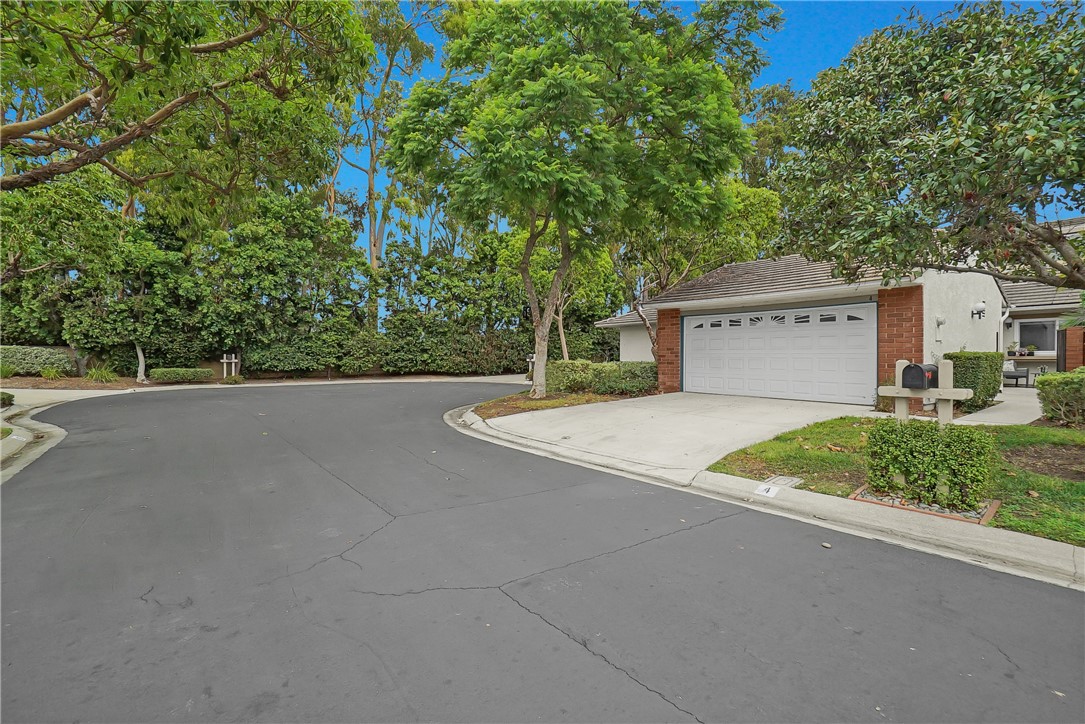 Welcome to the rare and highly sought after "The Terrace" Irvine. This newly remodeled home has a very low HOA fee and NO mello-roos tax. Located in a cul-de-sac, this 2 bed/2 bath beauty has been upgraded with newer flooring, modern kitchen cabinets, sleek countertops, remodeled bathrooms, and recessed lights throughout. The open floor plan connects the living, dining, and kitchen areas seamlessly, highlighted by a dramatic high ceiling and cozy fireplace in the living room.
The spacious primary suite offers a comfortable retreat with a beautifully finished bathroom and ample closet space. The secondary bedroom has its own bathroom right across from it. To top it all off, this home features in-unit laundry, 2-car garage with a 220V outlet for your EV charger!
Assigned to award winning schools and conveniently located near University Town Center, UCI, Irvine Spectrum, Strawberry Farms Golf Course, and major freeways, the prime location is why this community is highly sought after. Don’t miss this fully renovated gem, schedule your showing today.