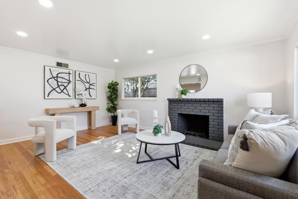 1128 Kentwood Avenue