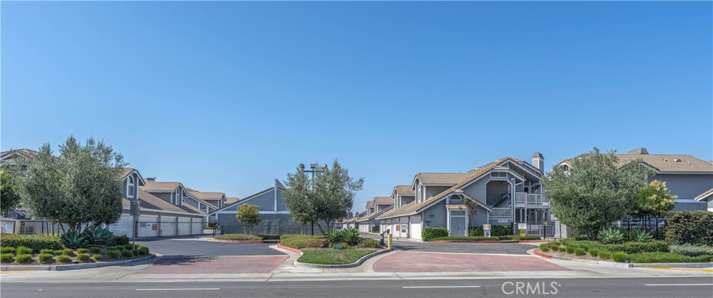 10371 Garden Grove 30