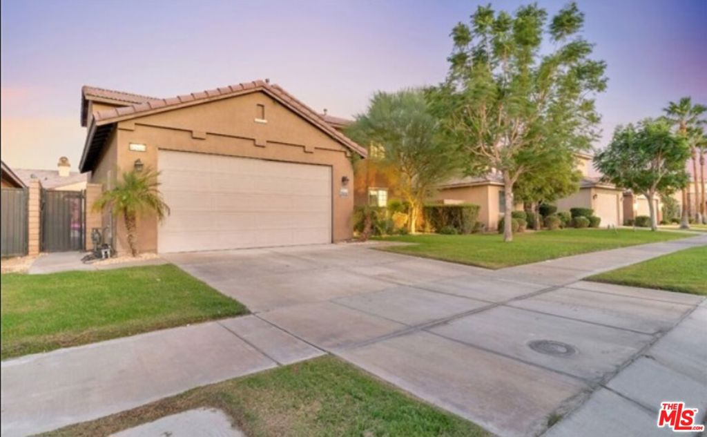 43410 Lago Breeza Drive
