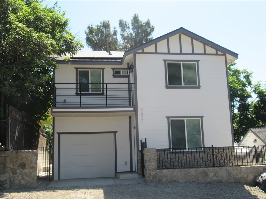 The house was built in 2024! In the highly desirable city of La Crescenta, we are offering a 2-story single-family residence that features 3 bedrooms and 3 baths. House measures 1,160 sq ft. Located above Foothill in a top ranked/award-winning public school district. The house comes with a one car attached garage and additional driveway parking. The house has a detached storage room that measures 11' x 13'. It's near shopping centers, restaurants, coffee shops and is 20 minutes away from Downtown LA. The house comes with solar panels, central air and heat and ceiling fans. Tenants would pay for electricity, gas and trash. To move in you need the first month's rent of $4,650 and the security deposit of $4,650 for a total of $9,300.