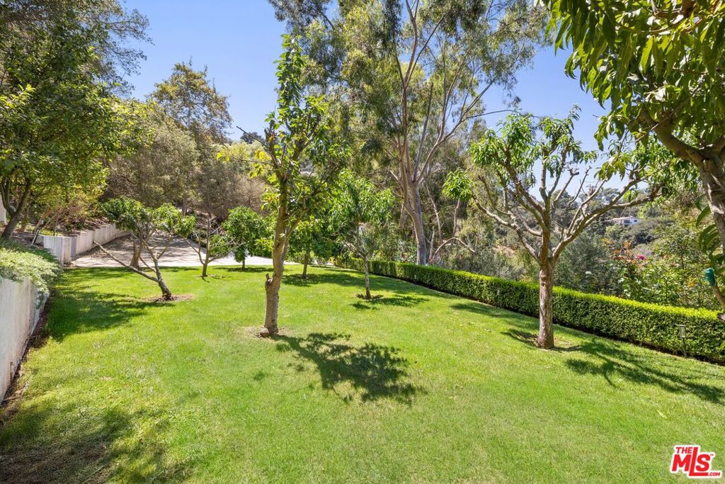 13355 Mulholland Drive